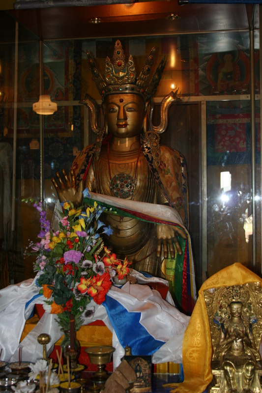 Экскурсия в Эгитуйский дацан к Сандаловому Будде - Зандан Жуу