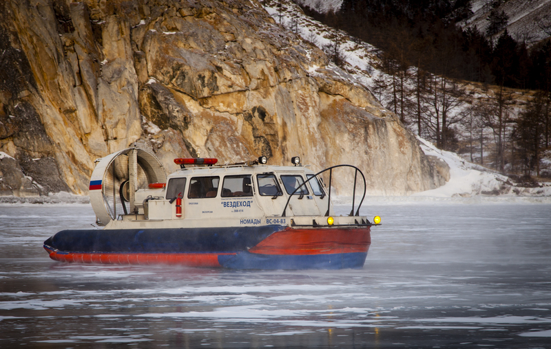 Теплые берега зимнего Байкала