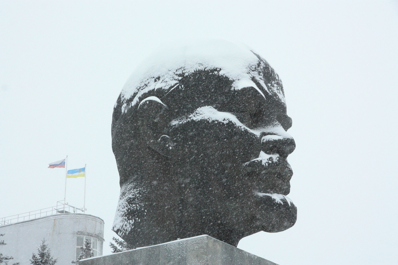 Теплые берега зимнего Байкала